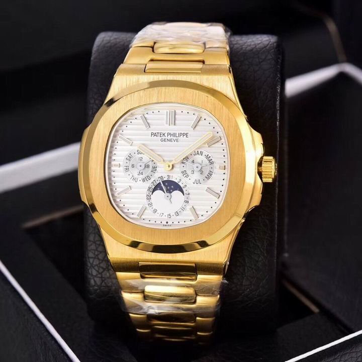 Patek Philippe Watch 443